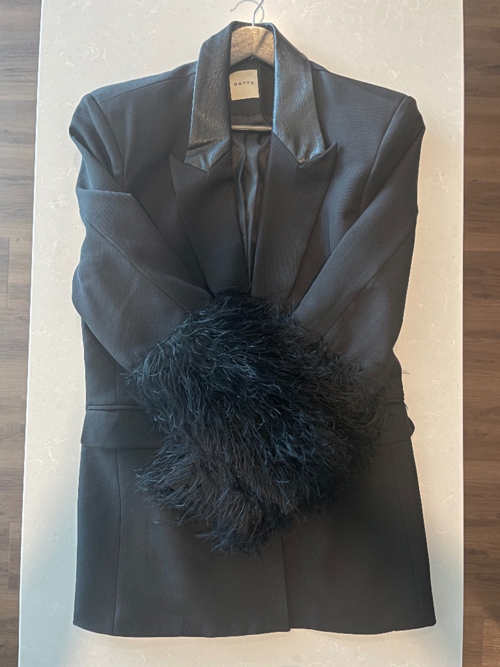 Orttu Men's Blazer, Large, Black with Feathered Arms and Faux-Leather Collar